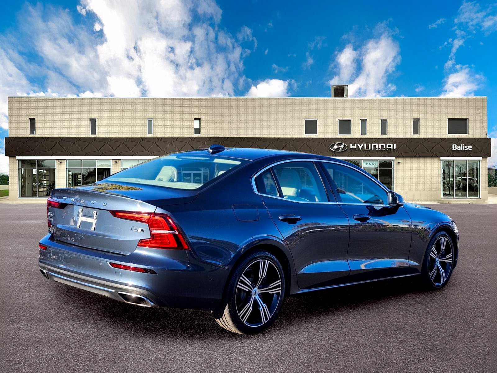 Used 2019 Volvo S60 T6 Inscription AWD/4WD image 4