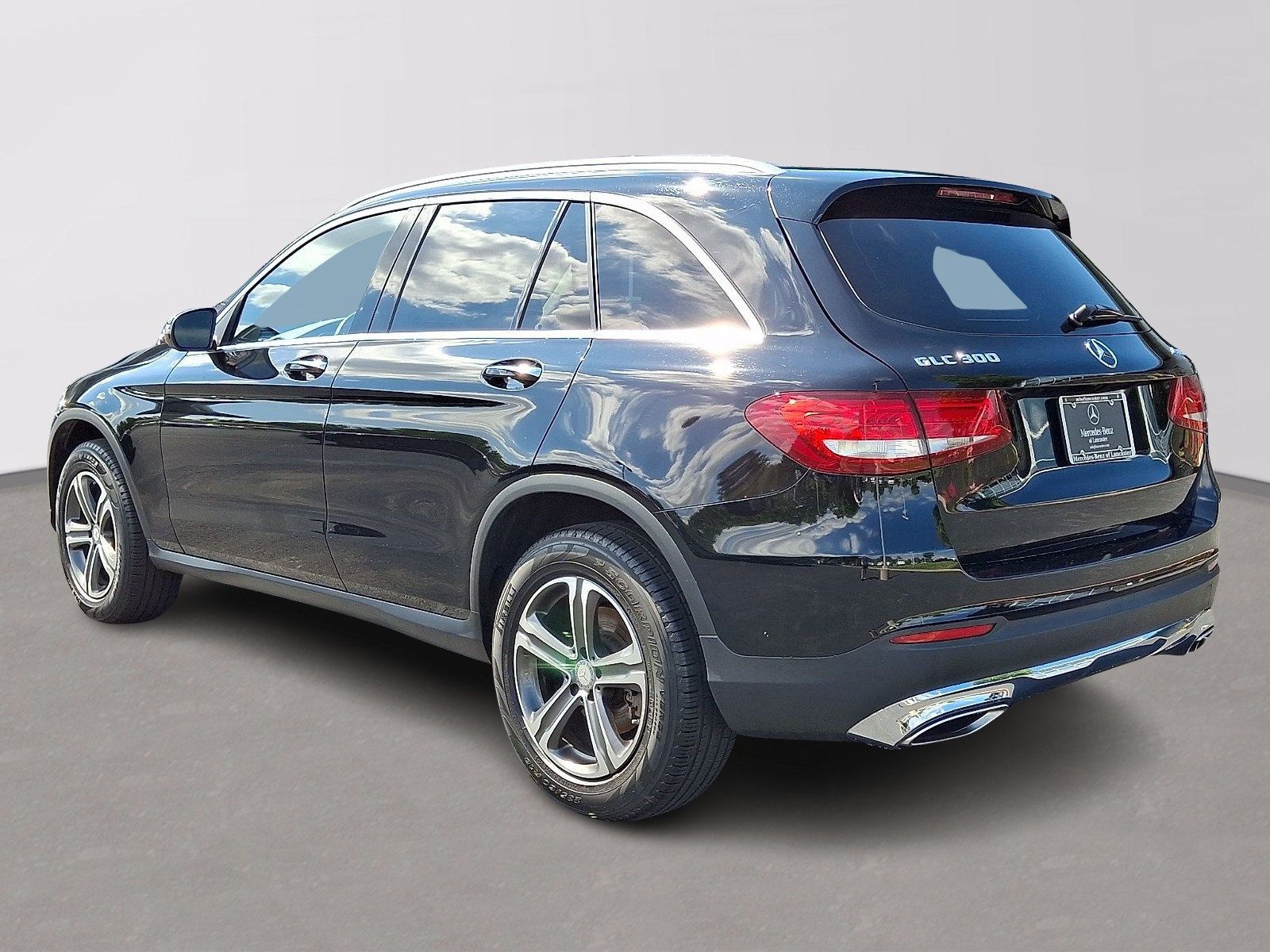 Used 2016 Mercedes-Benz GLC 300 4MATIC image 6