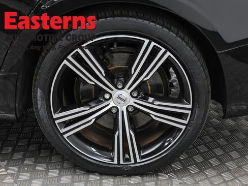 Used 2019 Volvo S60 T6 Inscription image 34