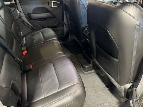 Certified 2023 Jeep Wrangler Unlimited Sahara image 52