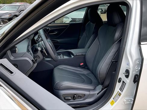 New 2025 Lexus ES 350 F Sport image 9