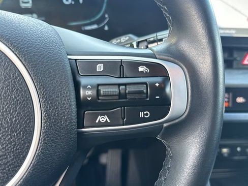 Used 2025 Kia Sportage X-Line AWD/4WD image 29