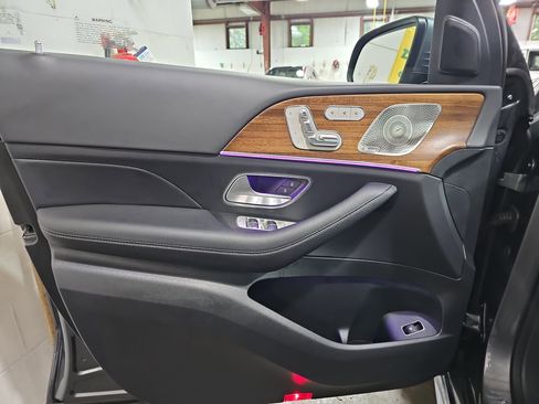 Certified 2025 Mercedes-Benz GLS 450 4MATIC image 29