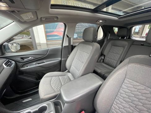 Used 2021 Chevrolet Equinox LT image 13