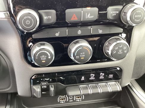 New 2026 RAM 1500 Big Horn AWD/4WD image 21