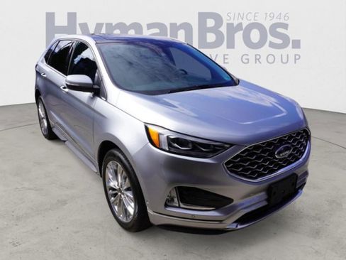 Used 2022 Ford Edge Titanium w/ Equipment Group 301A image 3