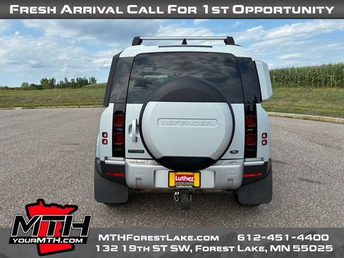 Used 2021 Land Rover Defender 90 First Edition AWD/4WD image 7