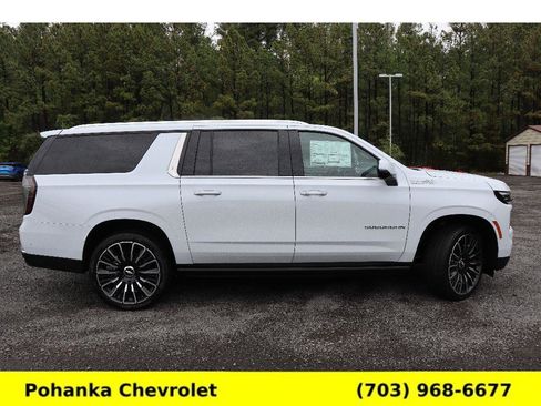 New 2026 Chevrolet Suburban High Country AWD/4WD image 8