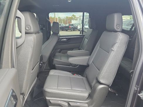 New 2026 Chevrolet Suburban LT w/ Comfort Package image 11