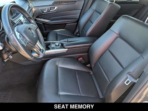Used 2016 Mercedes-Benz E 350 4MATIC Sedan image 17