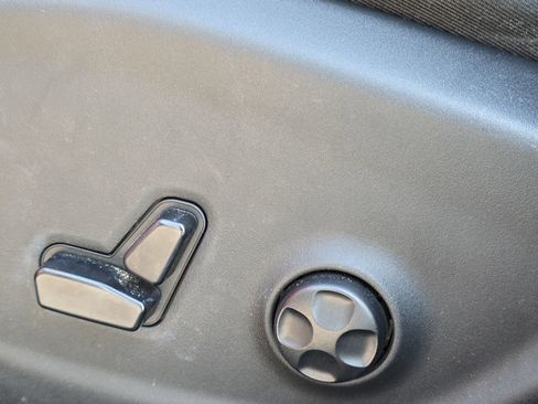 Used 2019 Jeep Cherokee Trailhawk w/ Trailer Tow Group image 13