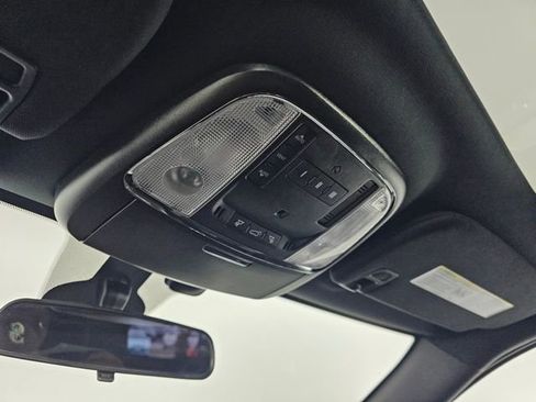 Used 2021 Jeep Grand Cherokee Laredo X image 33