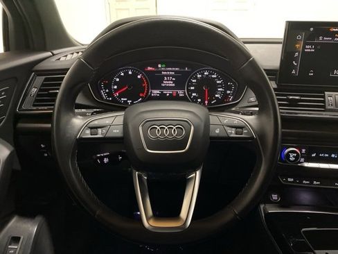 Used 2023 Audi Q5 2.0T Premium image 10
