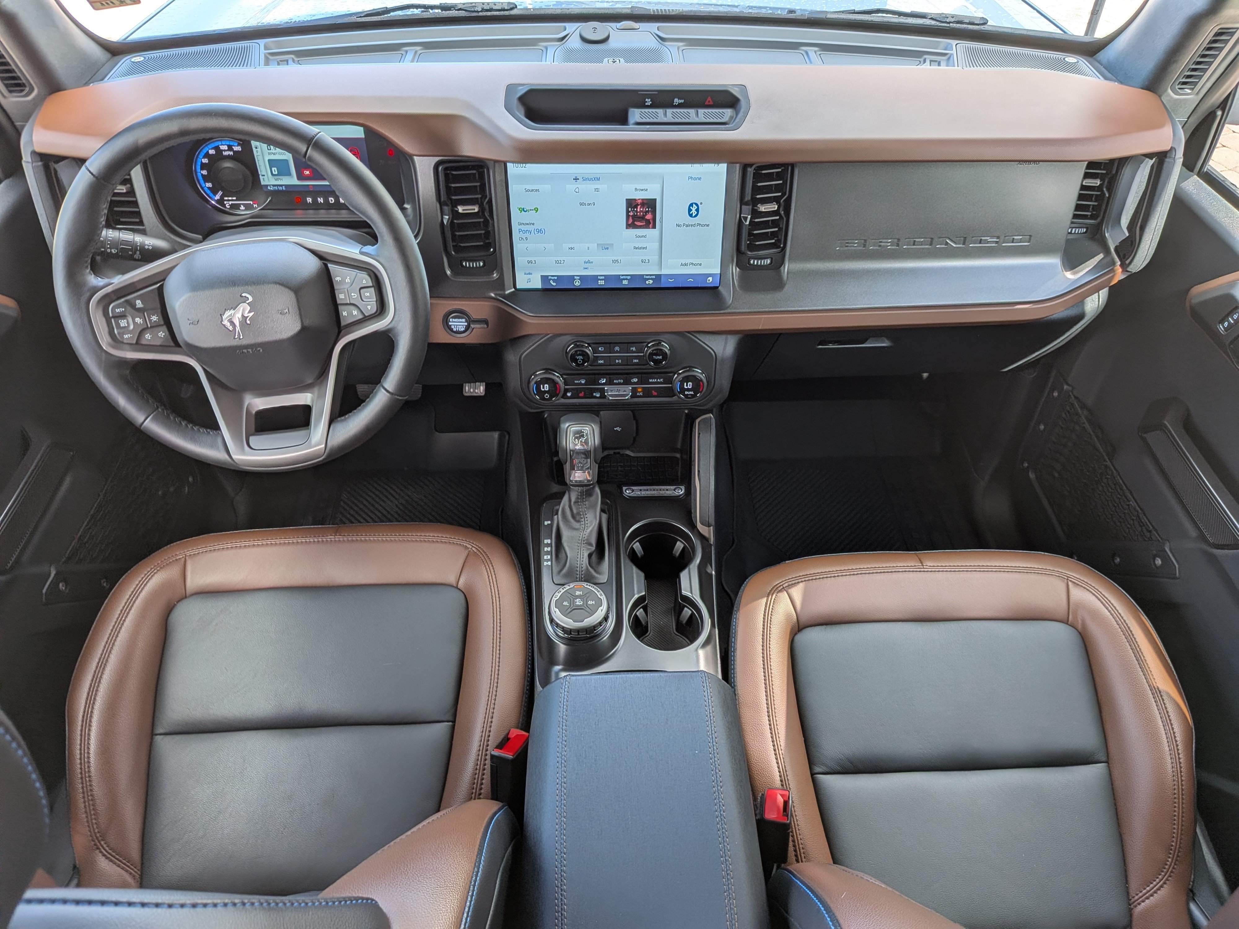 Used 2024 Ford Bronco Outer Banks AWD/4WD image 15