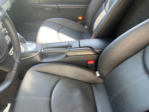 Used 2011 Porsche Boxster RWD image 39