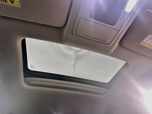 Used 2023 Honda CR-V EX-L image 25