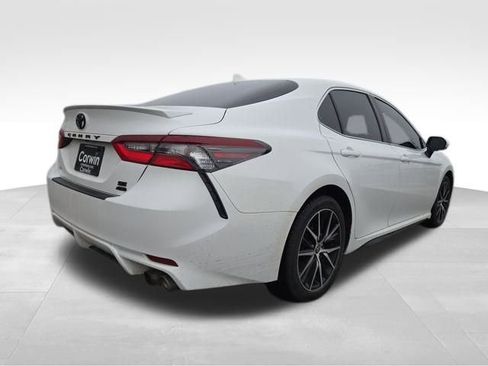 Used 2023 Toyota Camry SE image 10