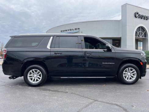 Used 2022 Chevrolet Suburban LT image 48