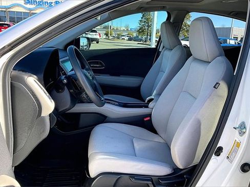 Used 2020 Honda HR-V EX image 18