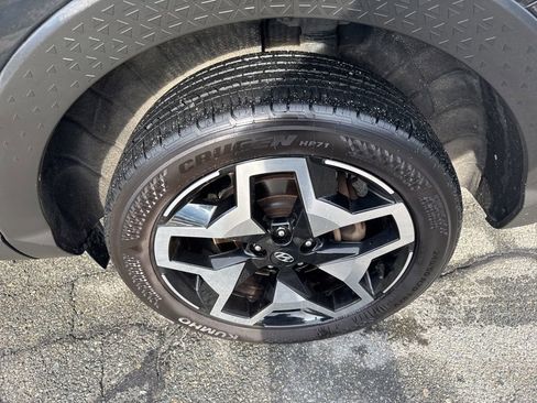 Used 2022 Hyundai Santa Cruz Limited image 13