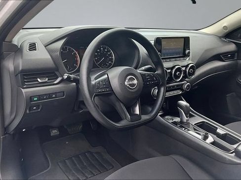 Used 2025 Nissan Sentra S FWD image 16