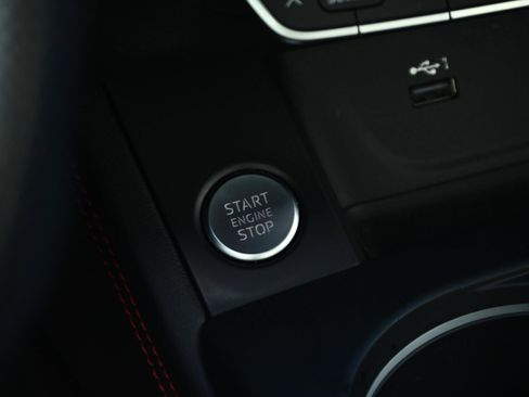 Used 2018 Audi A4 2.0T Premium Plus w/ Premium Plus Package image 26