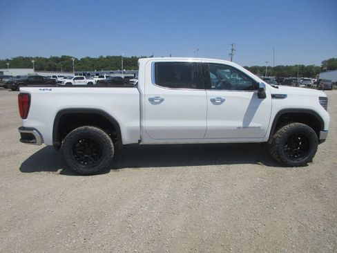 New 2026 GMC Sierra 1500 SLT w/ SLT Convenience Package AWD/4WD image 3