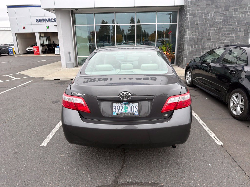 Used 2008 Toyota Camry LE FWD image 4
