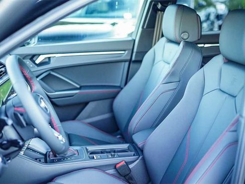 New 2025 Audi Q3 2.0T Premium Plus image 17