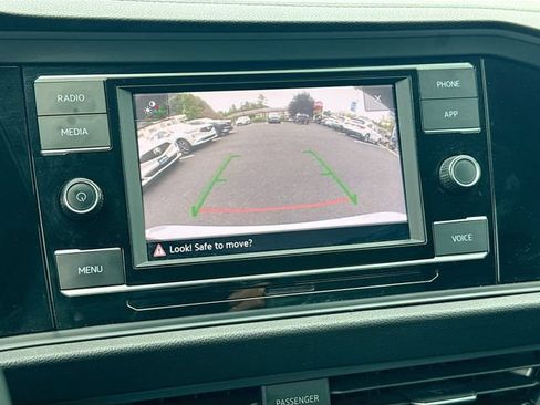 Used 2024 Volkswagen Jetta S FWD image 17