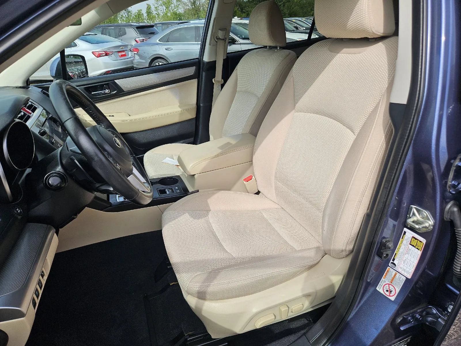Used 2017 Subaru Outback 2.5i Premium AWD/4WD image 13