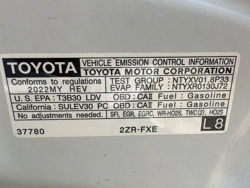 Used 2022 Toyota Corolla LE FWD image 10
