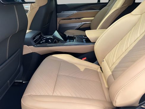 New 2025 Cadillac Escalade IQ Luxury 2 AWD/4WD image 45