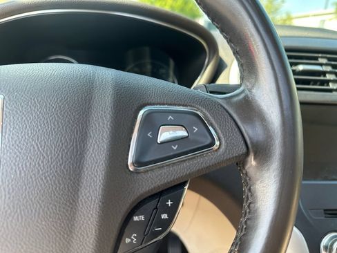 Used 2017 Lincoln MKC Select FWD image 33