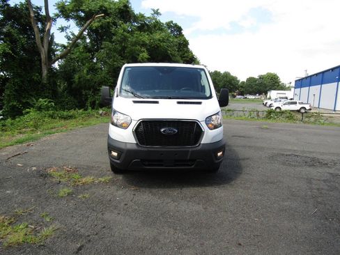 Used 2024 Ford Transit 250 Low Roof w/ Exterior Upgrade Package RWD image 10