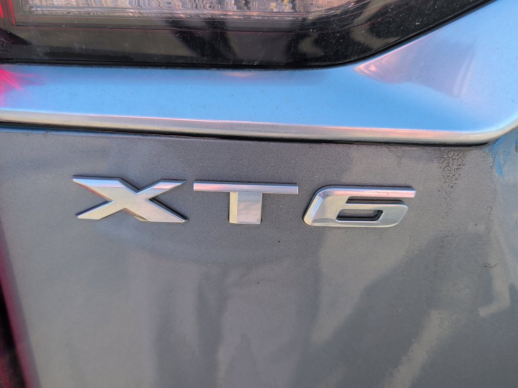 Used 2021 Cadillac XT6 Premium Luxury AWD/4WD image 10