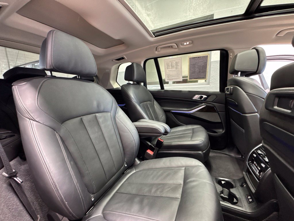 Used 2020 BMW X7 xDrive40i w/ Premium Package AWD/4WD image 27