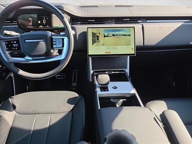 New 2026 Land Rover Range Rover Long Wheelbase SE AWD/4WD image 16