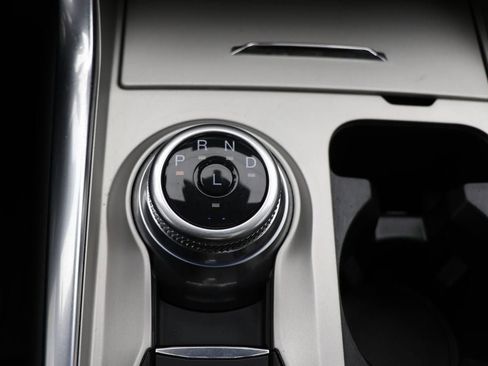 Used 2023 Ford Explorer XLT w/ Equipment Group 202A image 23