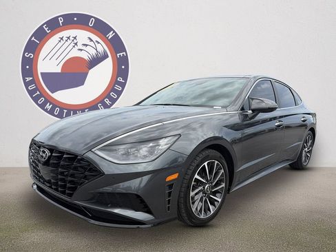 Used 2023 Hyundai Sonata Limited FWD image 2