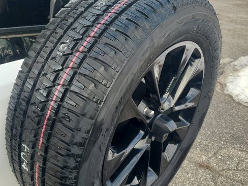 Used 2022 Jeep Wrangler Unlimited Sahara w/ Cold Weather Group image 6