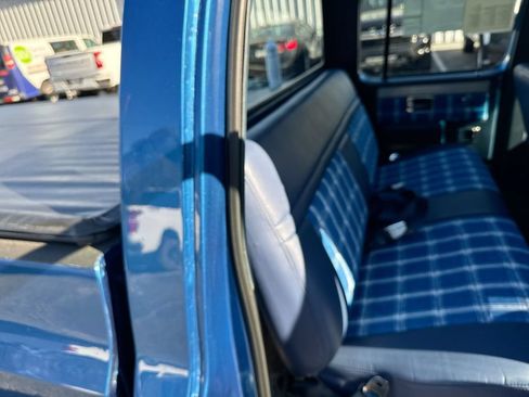 Used 1988 Chevrolet Silverado 3500 2WD Crew Cab image 30