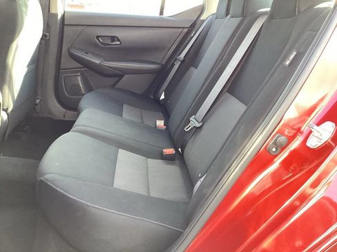 Used 2024 Nissan Sentra SV FWD image 12