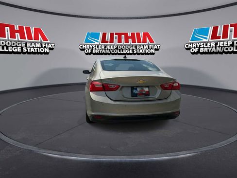 Used 2025 Chevrolet Malibu LS FWD image 7