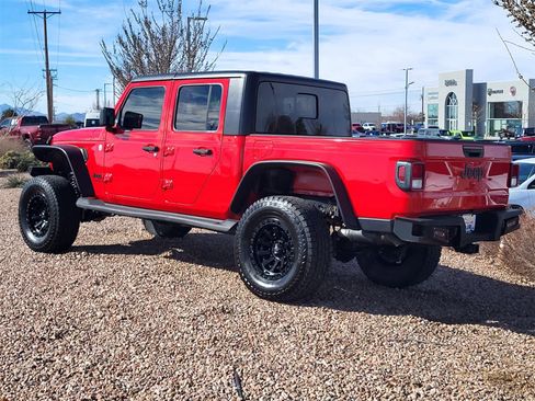 Used 2021 Jeep Gladiator Sport image 7