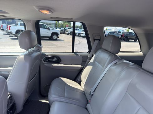 Used 2008 Chevrolet TrailBlazer LT w/ Sun And Sound Package AWD/4WD image 32