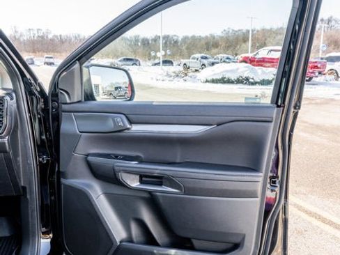 New 2025 Ford Ranger Lariat w/ Black Appearance Package image 22