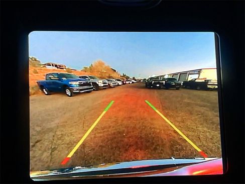 Used 2021 Chrysler 300 Touring L image 14