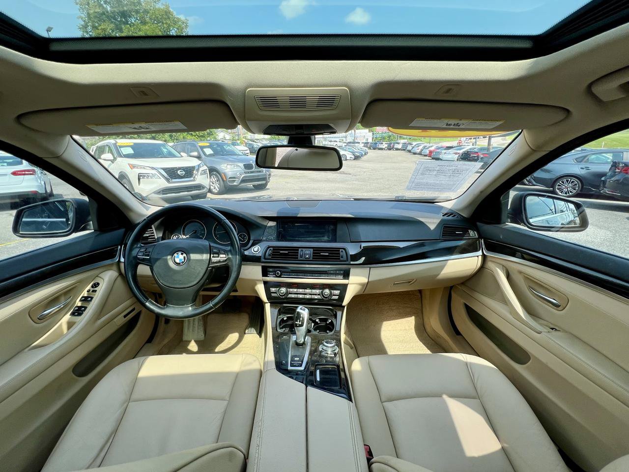 Used 2011 BMW 528i Sedan RWD image 17