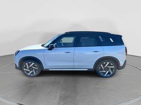 Used 2025 MINI Cooper Countryman SE w/ Comfort Package Max AWD/4WD image 2